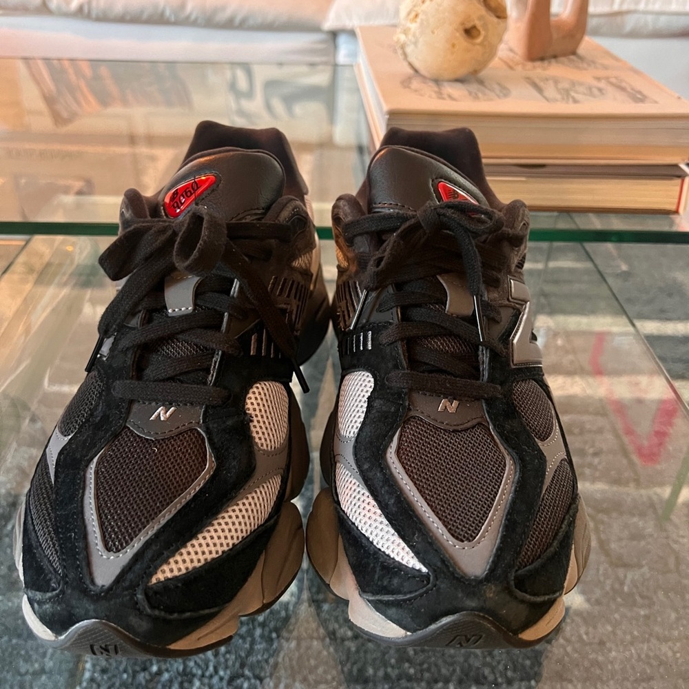 New Balance 9060 low-top sneakers